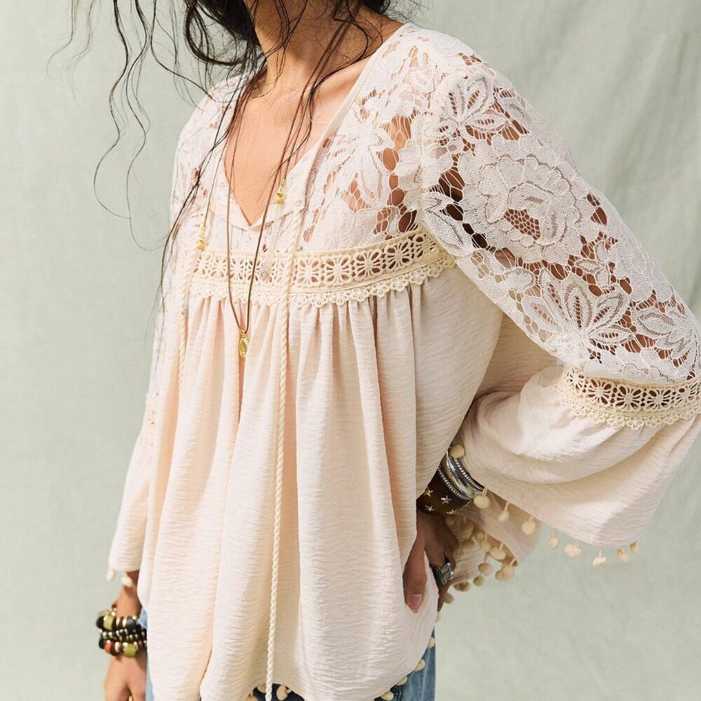 Apricot Boho Women's Loose V-Neck Tassel Blouse